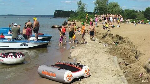Парке отдыха зеленый остров