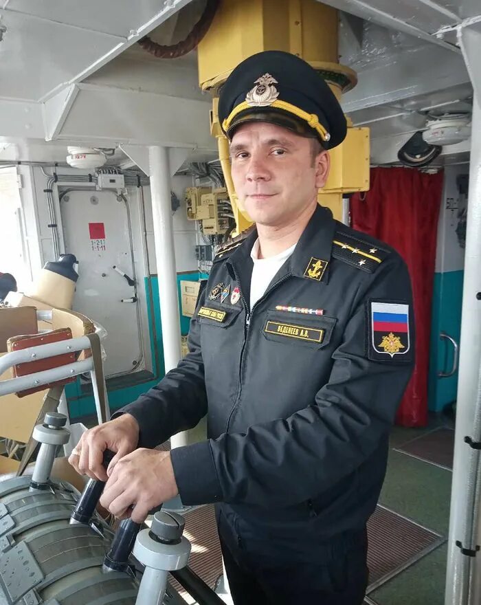 день инженера механика вмф 10 января. день инженера-механика вмф 2021. механик на корабле. корабельный инженер. корабельный инженер.