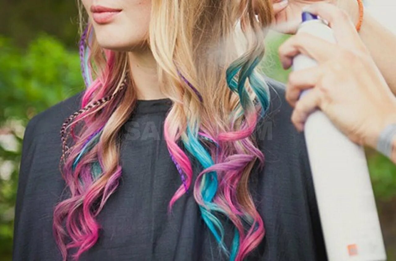 Пряди твоих волос. Разноцветные пряди. Цветные волосы. Причёски с разноцветными прядями. Яркие пряди для девочек.