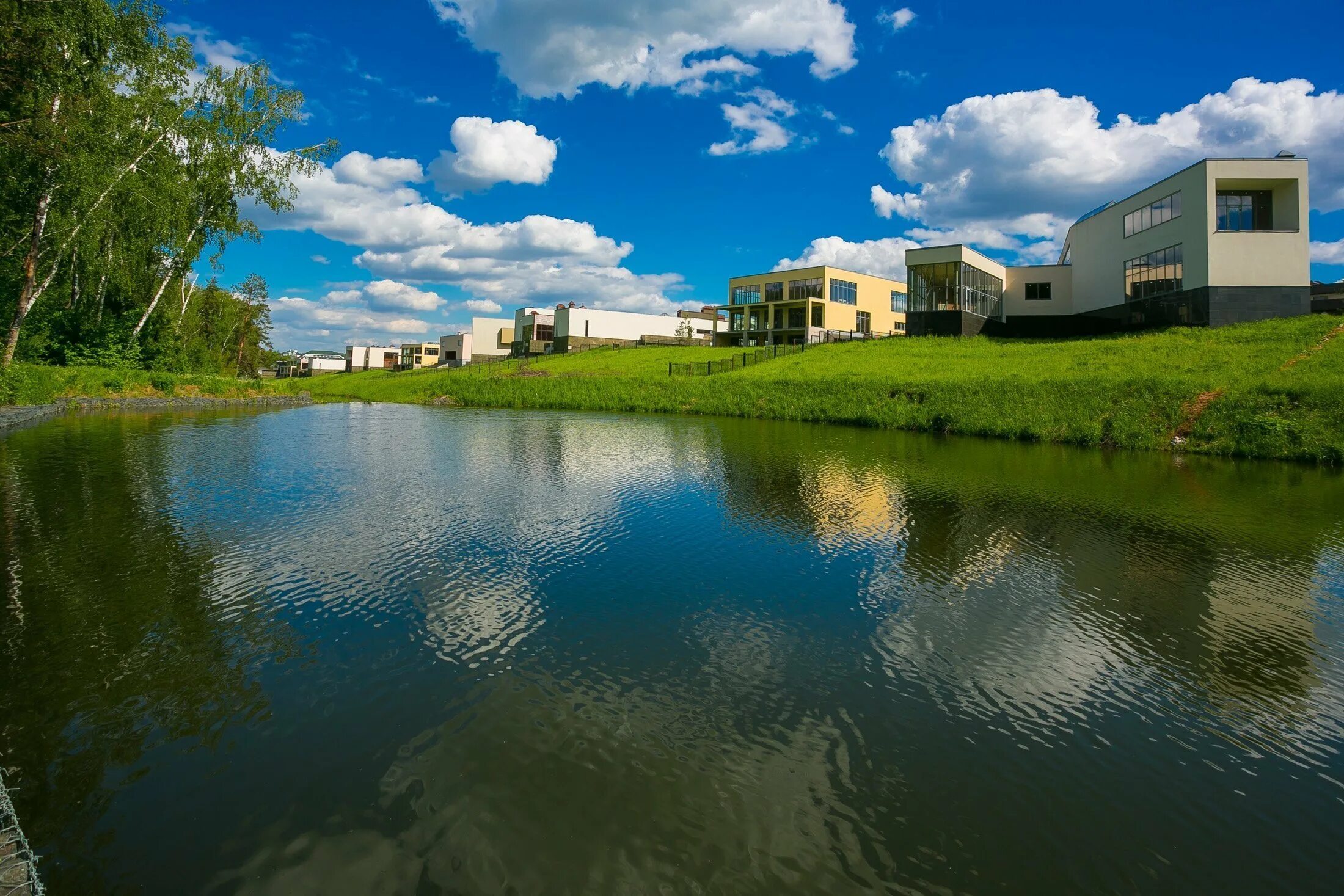 Поселок березки. Поселок березки – новолуговое. Березки river village коттеджный посёлок. Новолуговое березки 2. Поселок березки.