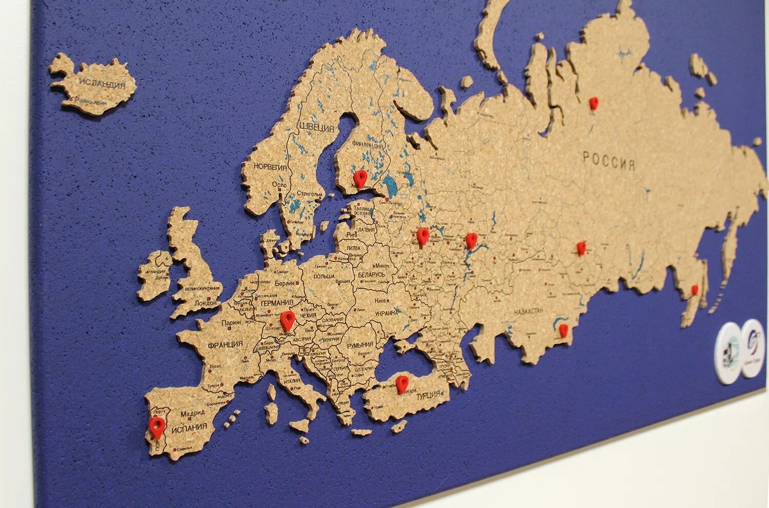 Карта на стену где был. Карта России. Настенная карта. Объемная карта России.