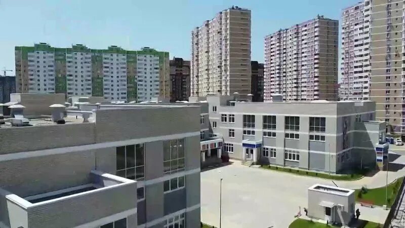 Новая школа на гидрострое в краснодаре. Школа 2 кузнецк. Катайска школа 1. Школа 141 красноярск. Школа 20 краснодар.