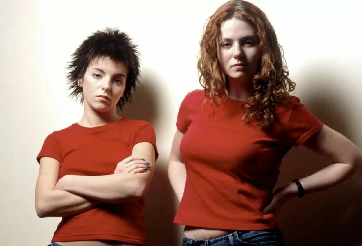 Группа t.a.t.u. Группа тату 2000. Группа тату 1999. Почему распалась группа тату