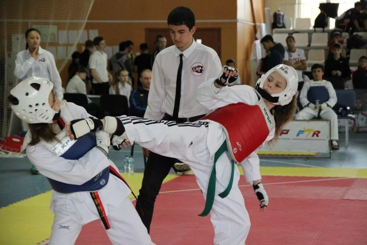 Гулжигит кочкорбаев. Grand master тхэквондо. Фаворит тхэквондо ростов на дону. Тхэквондо ростов на дону. Грандмастер, ростов-на-дону, большая садовая улица.