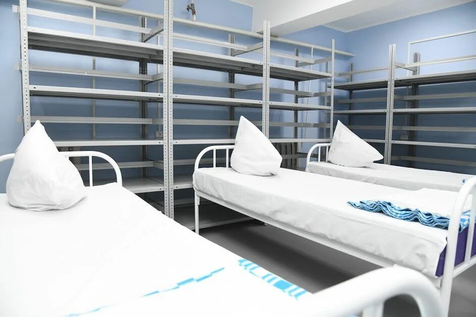 Госпиталь и поликлиника разница. Пути госпитализации пациентов в отделения стационара. Структурно логическая схема типы лечебных учреждений. Чем отличается госпиталь от больницы. Виды военных госпиталей.