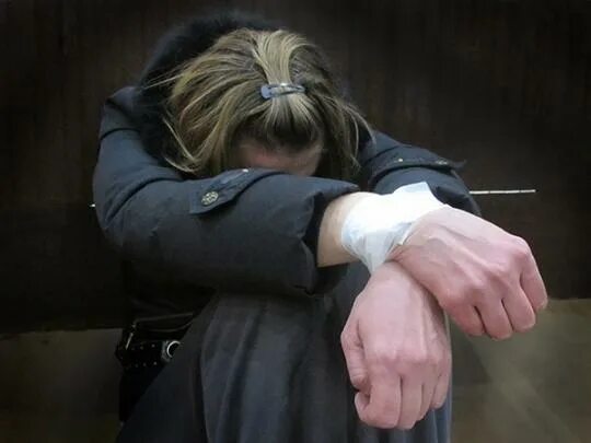 Похитил 15 летнюю девочку. Девушка похитила девушку. эстетика похищения девушки.