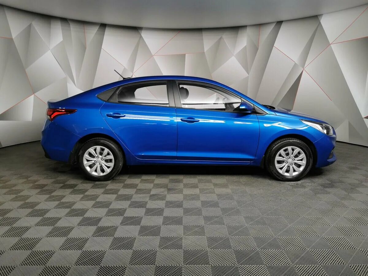 Hyundai solaris седан ii