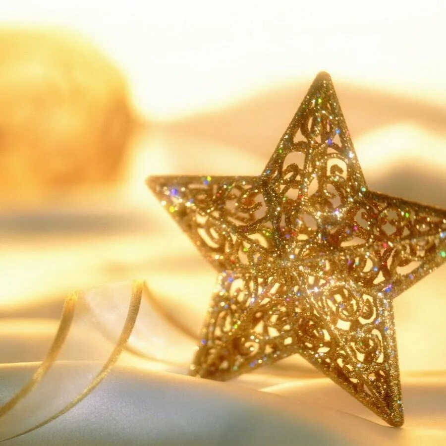 Красивые звездочки. Золотая звезда. Звезда золото. Красивая звезда.