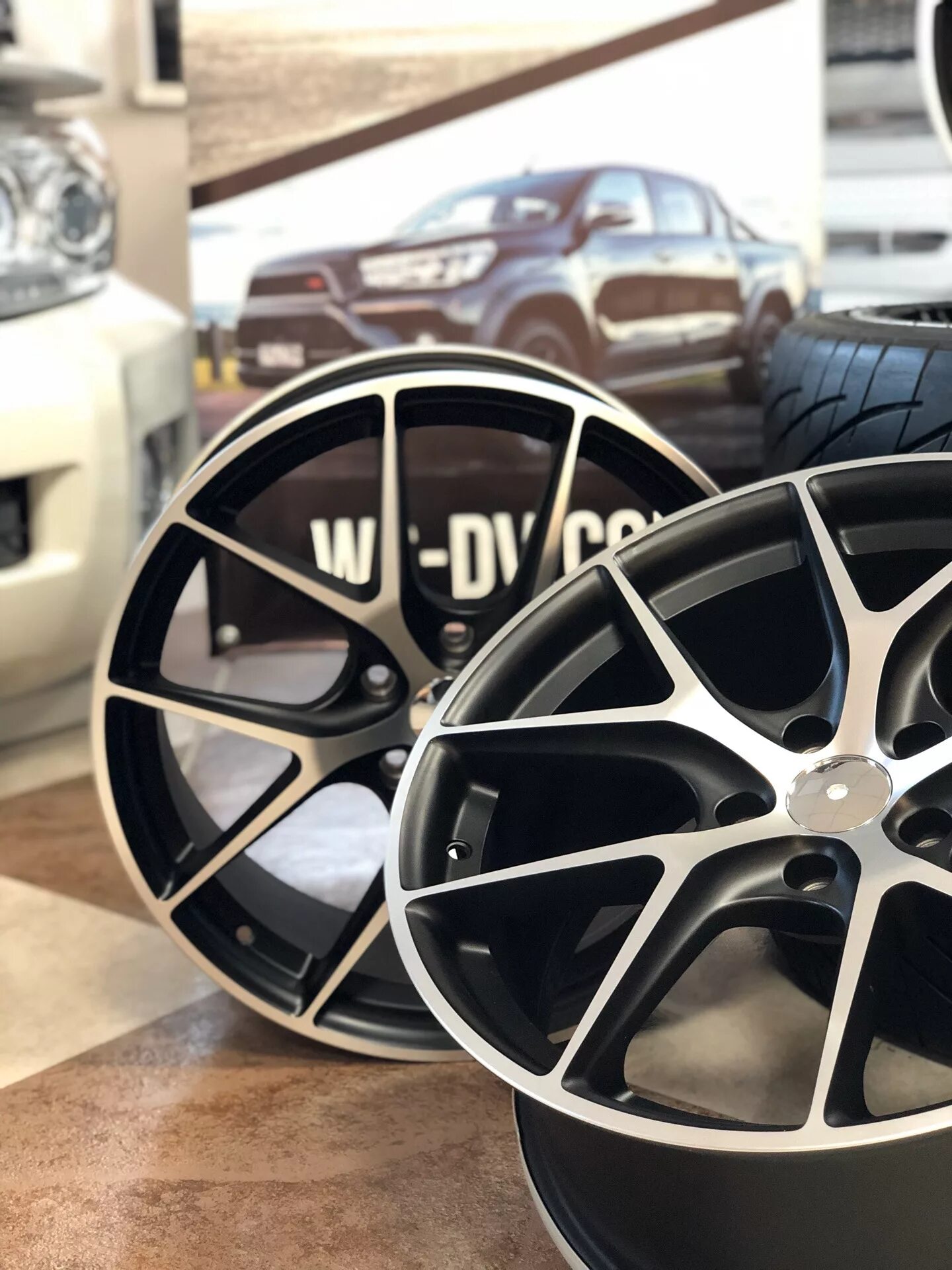 Hre r17 4x100. Hre 505. диски hre 505 r20. 505 hre r18. диски hre 505 r17 4x100.