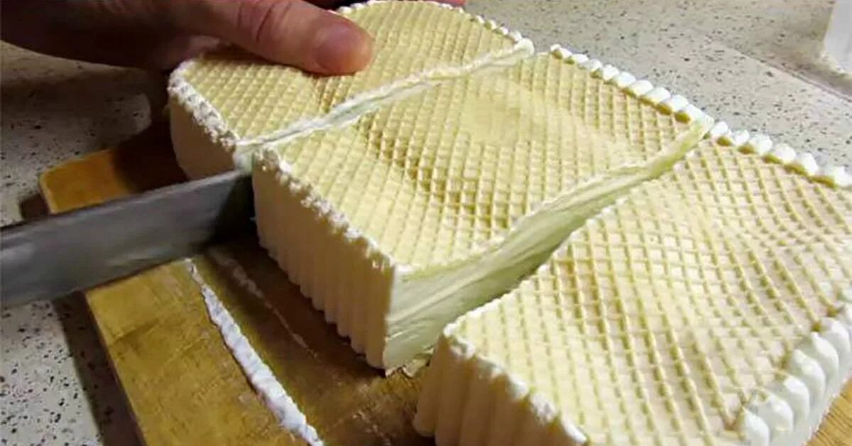Мороженое из сливок и коржей. Мороженое из вафельных коржей. Мороженое из сливок и коржей. Мороженое из сливок и коржей. Мороженое из вафельных коржей.