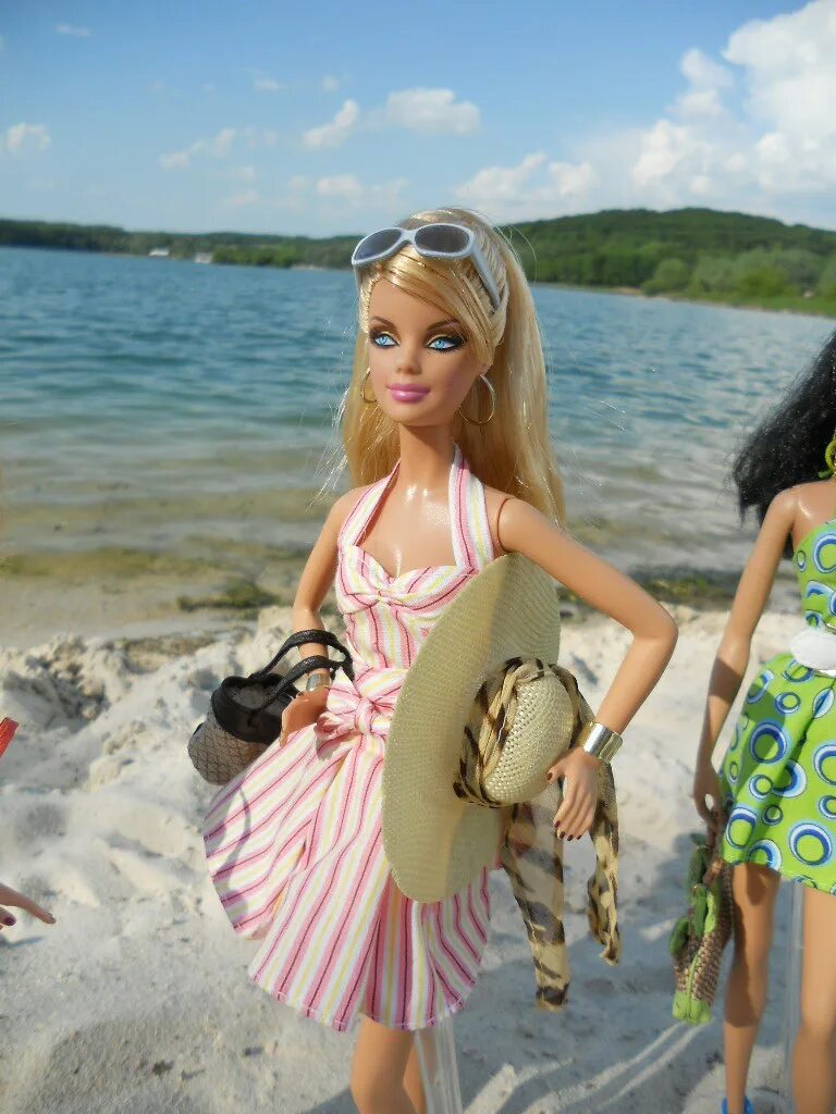 Barbie ts. Barbie ts