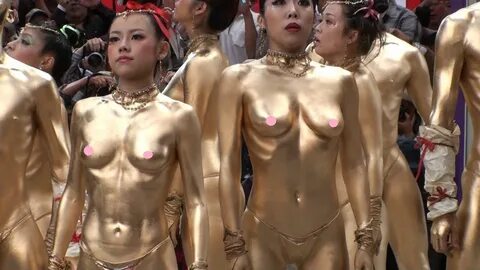 Naked chinese dancer.