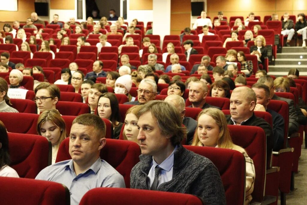 Конференция студентов. Научно практическая конференция стратегия успеха. Студенческая научно практическая конференция 2019. Студенческая научно-практическая конференция фото. Всероссийское совещание.
