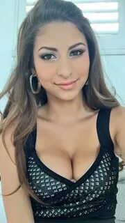 Nina north