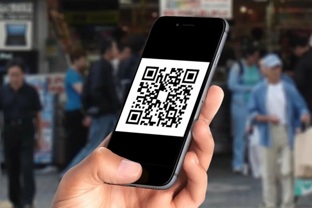 Qr девушки. Сканировать qr код. Qr код сканер. Стойка с qr кодом. Мобильный телефон с qr кодом.