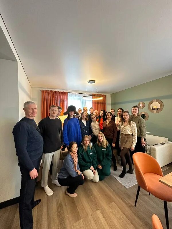 уральские недвижимость и управления. уральские недвижимость и управления. улица анучина березовский. укниу первомайская 26 екатеринбург.