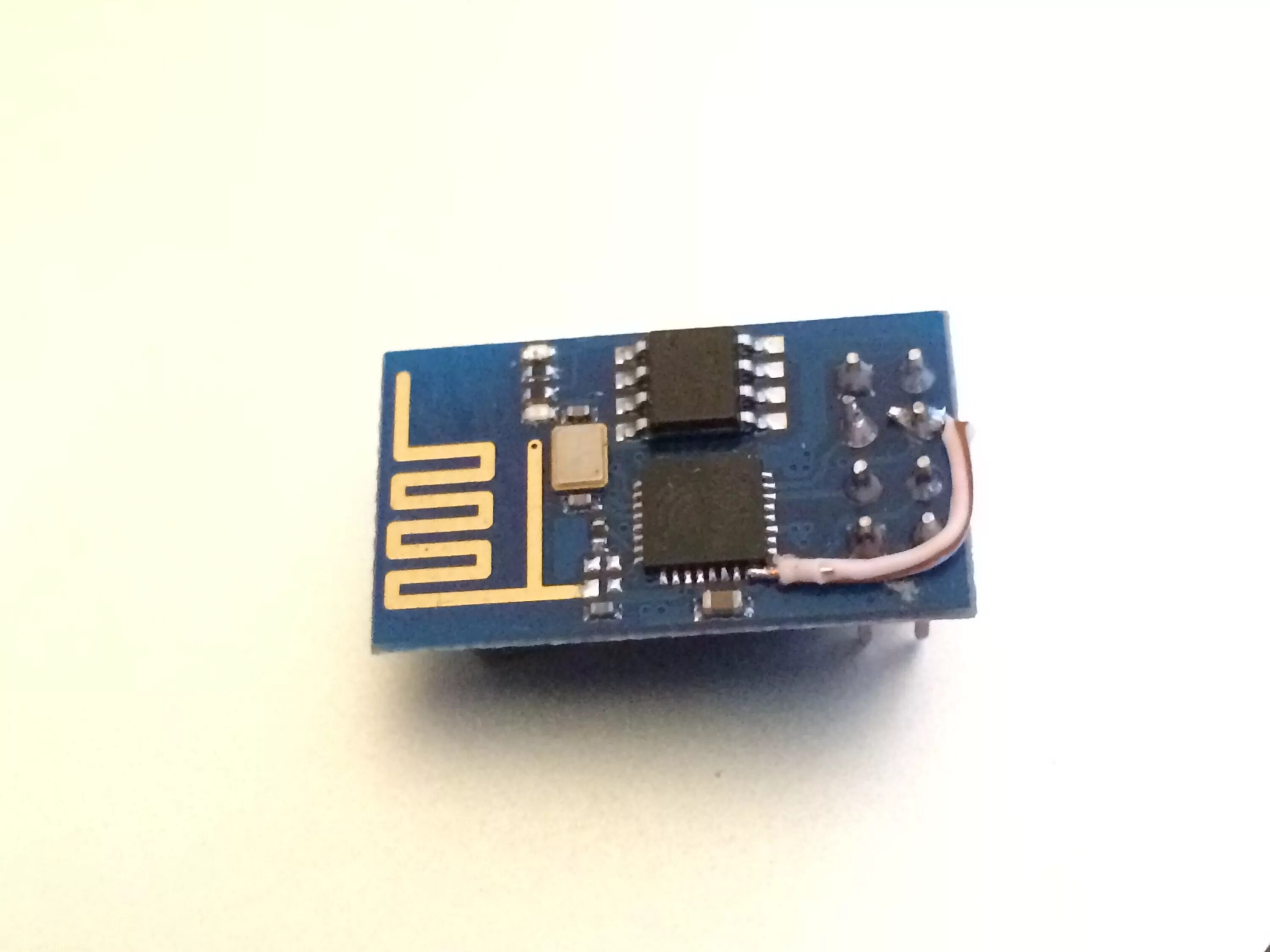 Esp8266 esp 01. Esp 01 перемычка. esp8266flasher esp01. esp8266 battery.