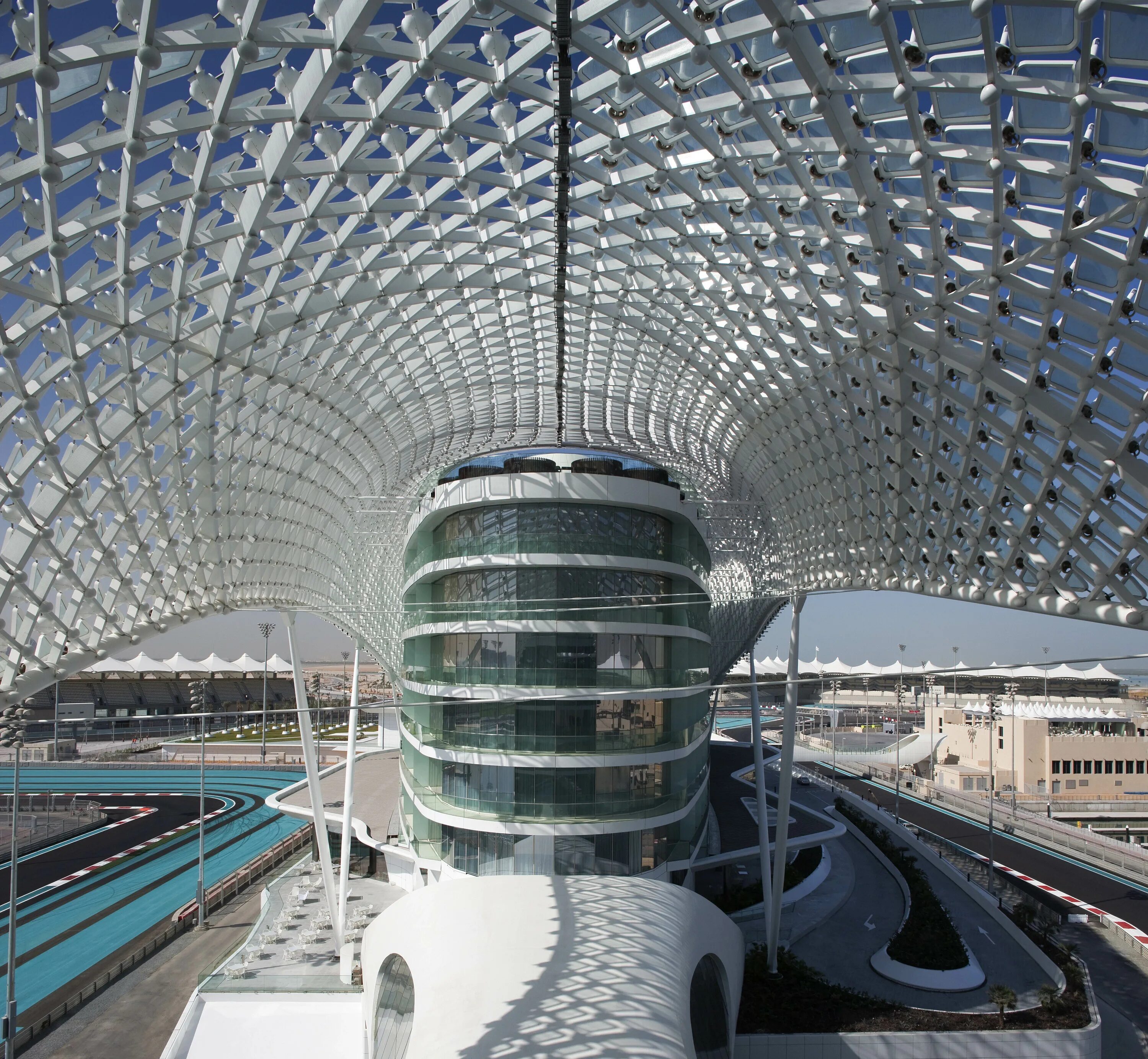 Yas Viceroy в Абу-Даби.. Отель w Abu Dhabi. Отель яс