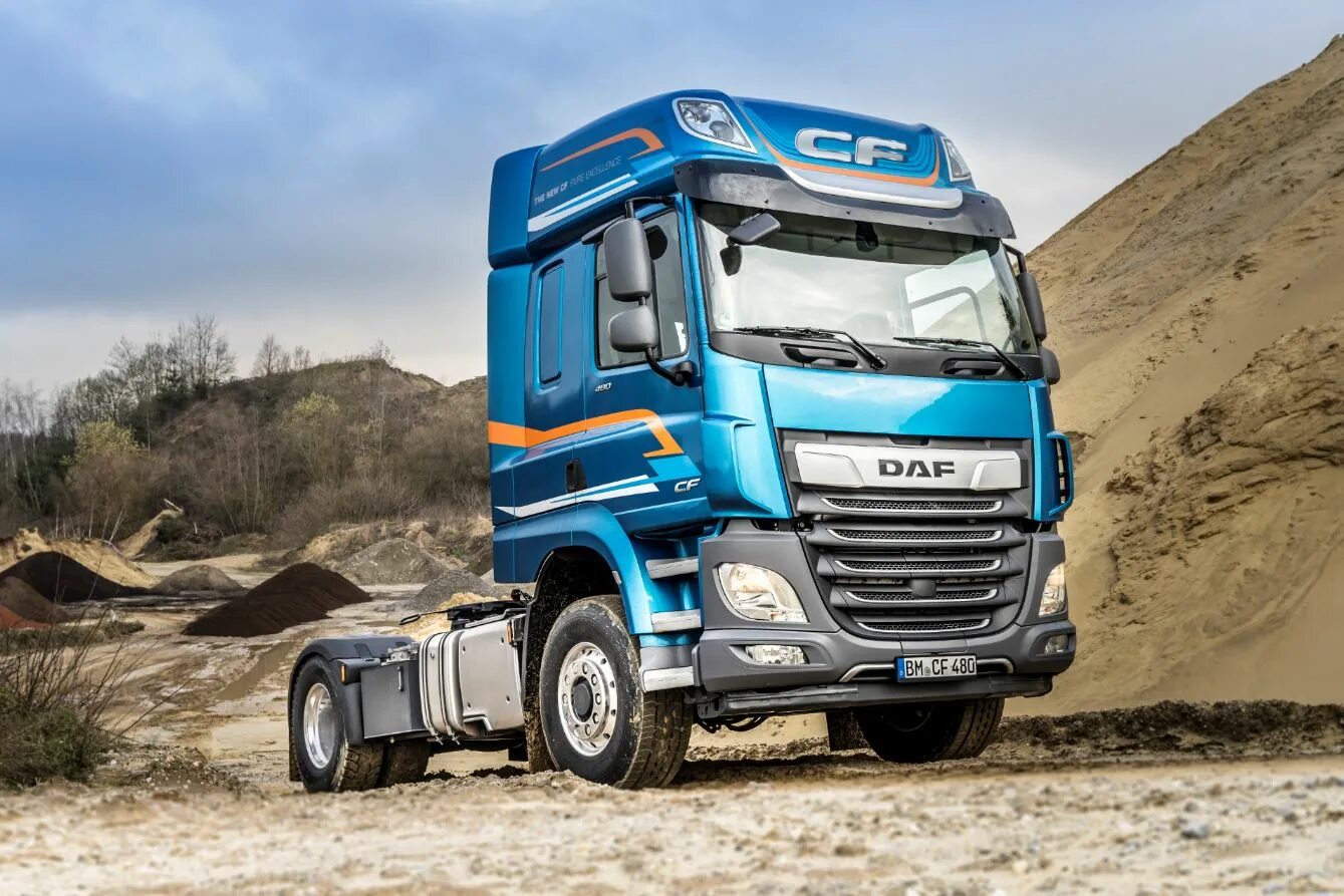 Daf cf. Даф сф тягач. грузовик даф 2025. daf xf 4x2 седельный тягач. седельный тягач даф 2025.