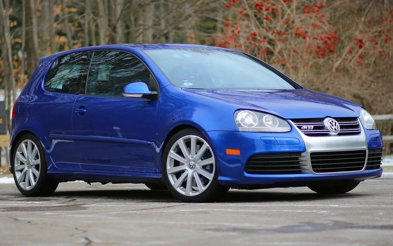 Volkswagen mk5. Фольксваген Golf r32. VW Golf 5 r32. Golf r32 mk5. Фольксваген гольф 5 2008.