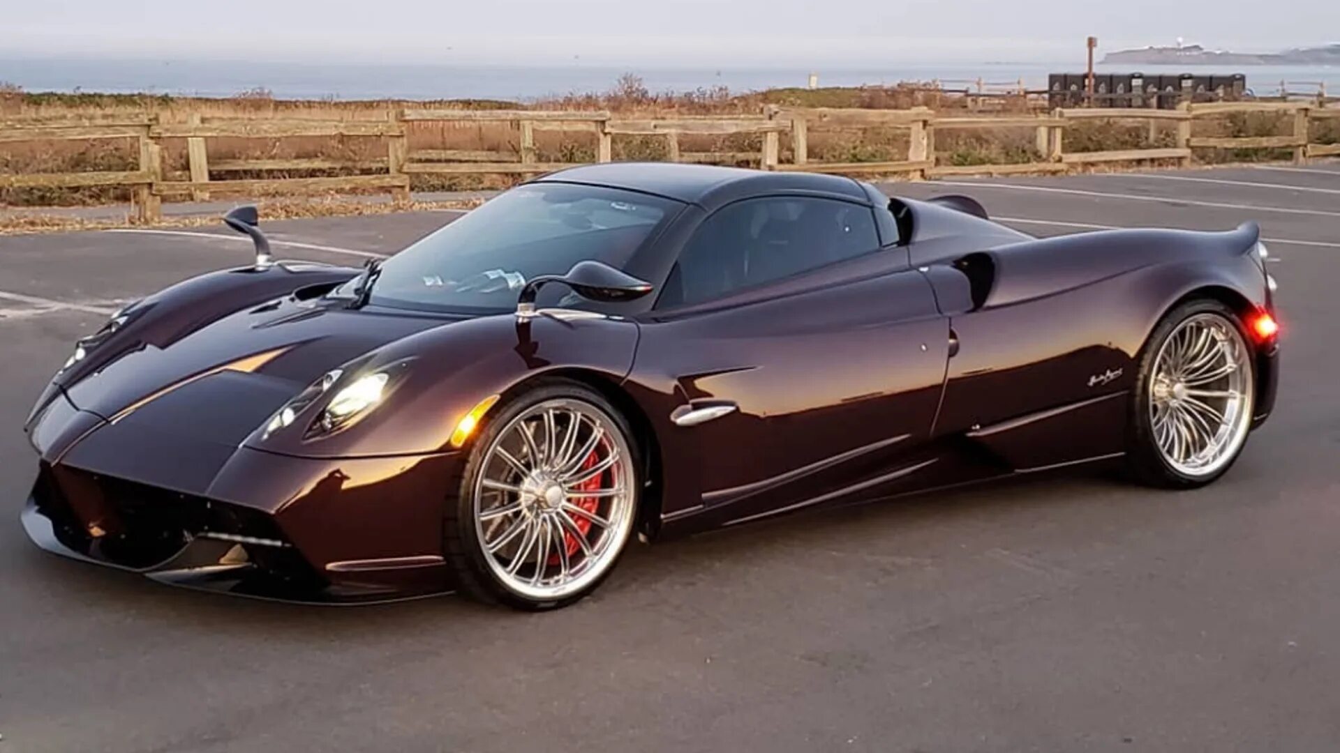Pagani automobili s p a. Pagani huayra. pagani huayra r 2025. pagani huayra roadster. пагани уайра 2025.