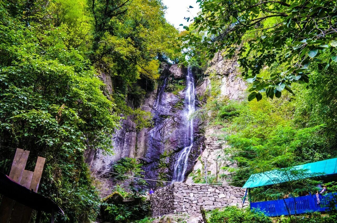 Водопад махунцети батуми. Водопад махунцети грузия. Горная аджария водопад. Кобулети - махунцети. Водопад махунцети.
