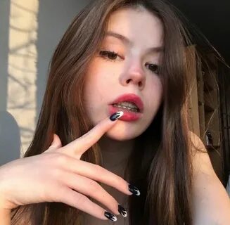 Маша готов