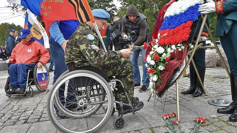 Ветераны афганской войны калеки. Военные инвалиды России. Инвалиды афганской войны. Раненые ветераны
