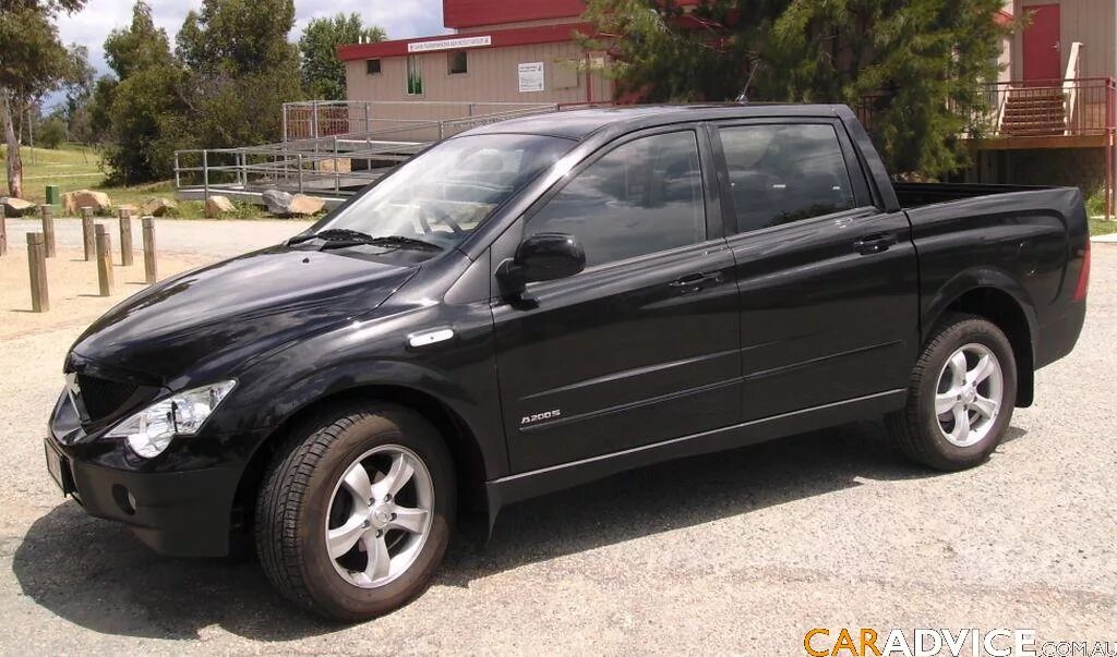 Ssangyong actyon sports 2008 года. Саньенг Актион 2008. Актион спорт 2008. Санг Йонг Корандо 2008г. Ссанг Йонг Actyon Sports, 2011 г.