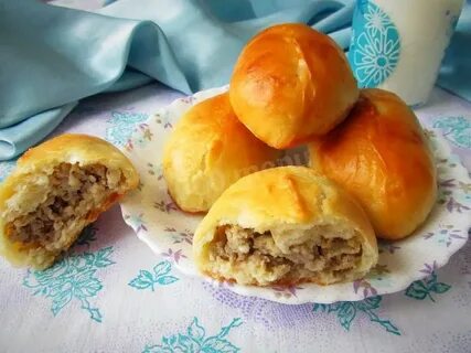 Печь пирожки с мясом