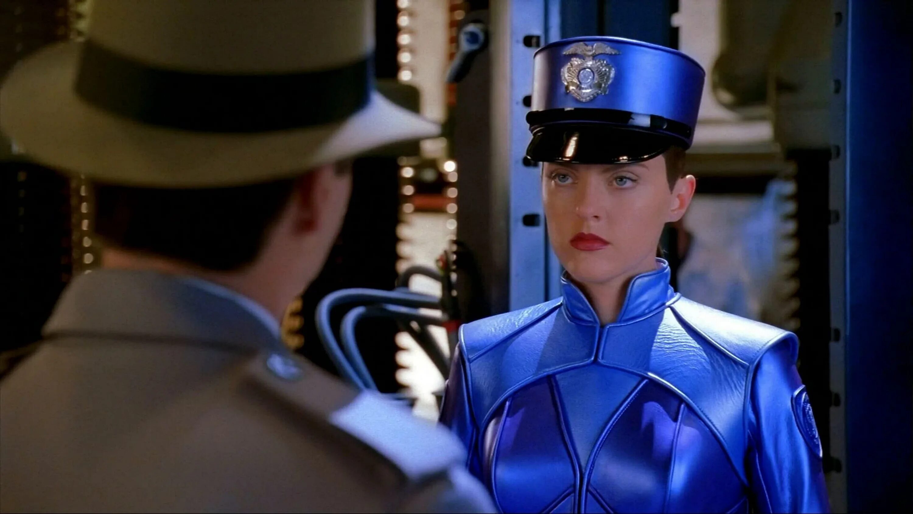 Чем занимается инспектор. Мэттью бродерик инспектор гаджет. Чем занимается инспектор. Инспектор иаз. Инспектор группы по иаз.