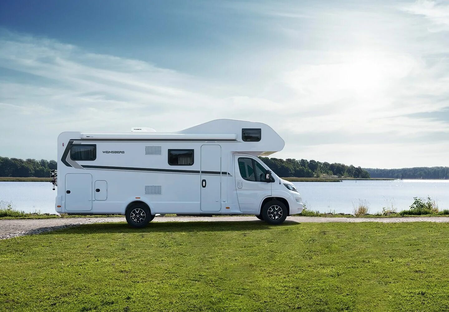 Автодом шмитовский. Автодом 4*4. Автодом Motorhome. Автодом круизер LMC. Прицеп кемпер Lotus Caravans.