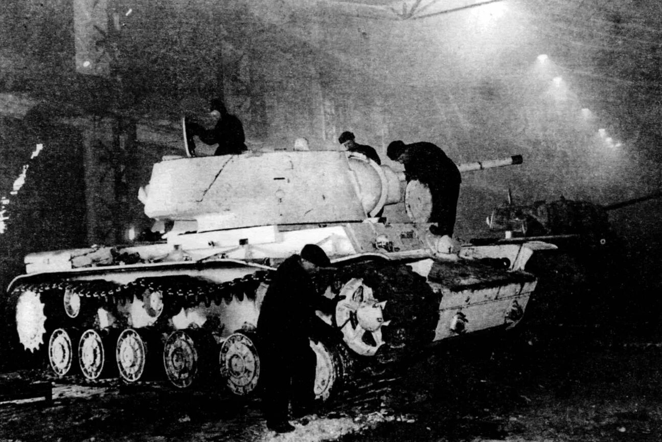 тяжелый танк кв-1с. кв 1 и кв 2. кв1 танк 1941г. тяжелый 1942. тяжелый 1942.