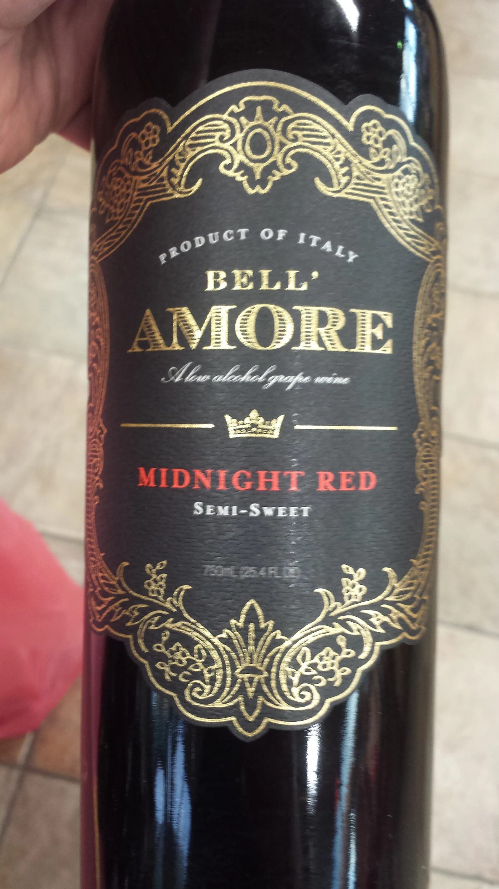 Шампанское аморе. Вино Amore. Lamore вино. Амор Амор. Amore more напиток.