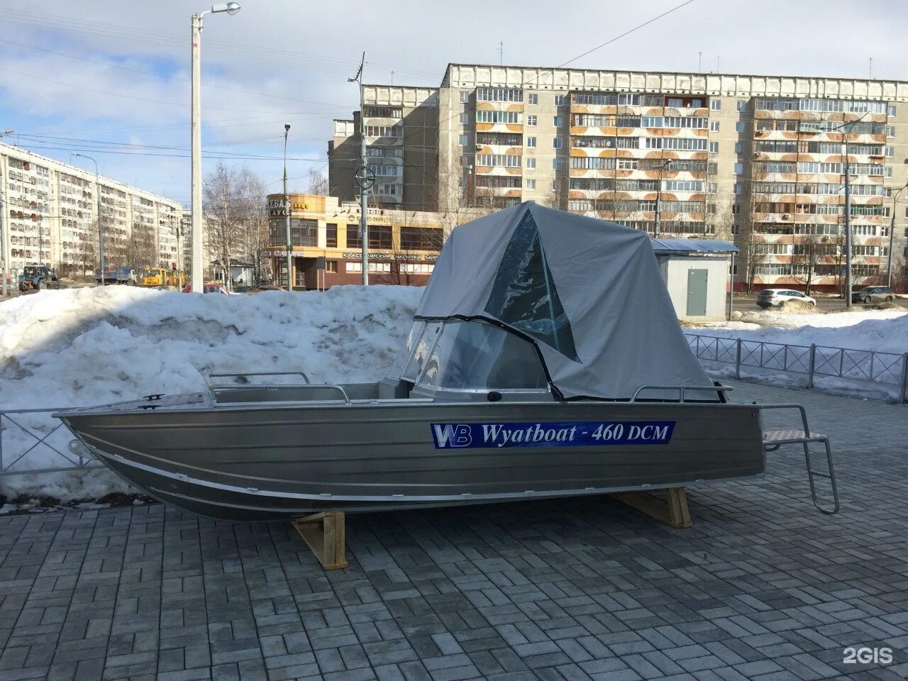 Поволжский йошкар ола. Лодки Поволжья Йошкар-Ола. Йошкар Ола магазин лодки Поволжья. Тент на Вятбот 430. Лодки магазин Йошкар Ола.