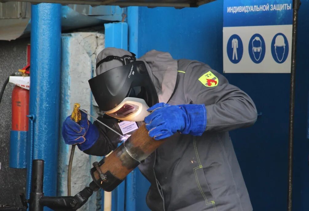 слесарь нижневартовск