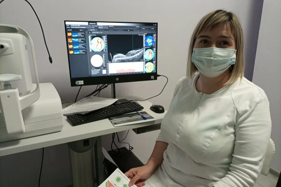Глаз центр ульяновск. Новый свет глазное. Midht light clinic logo. Глаз центр ульяновск радищева. Новый свет глазное.