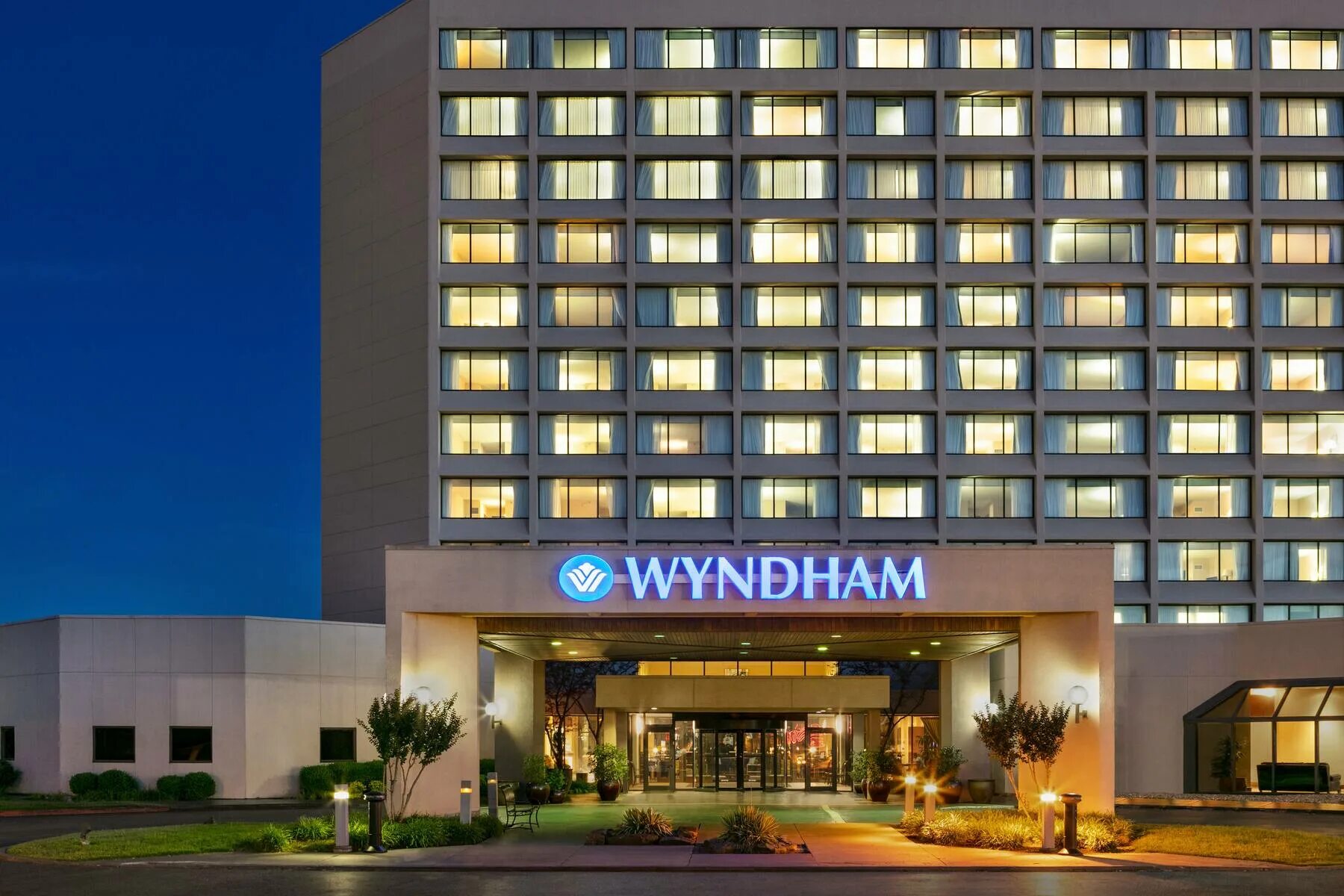 Wyndham Hotel Group США. Wyndham Hotel Group отели. Гостиничная цепь Wyndham Worldwide.. Wyndham Hotel Group в России. Виндом сочи отель