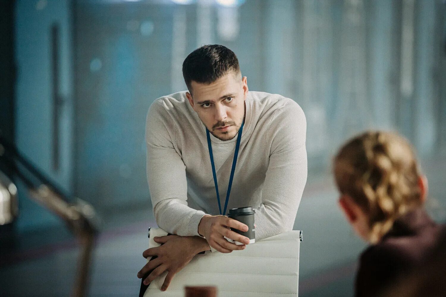 Слава красовская опер по вызову. Вызов 5. Какой номер у влада а 4 звонок. Тнт эфир ведущая. 12 апреля опер по вызову 5.