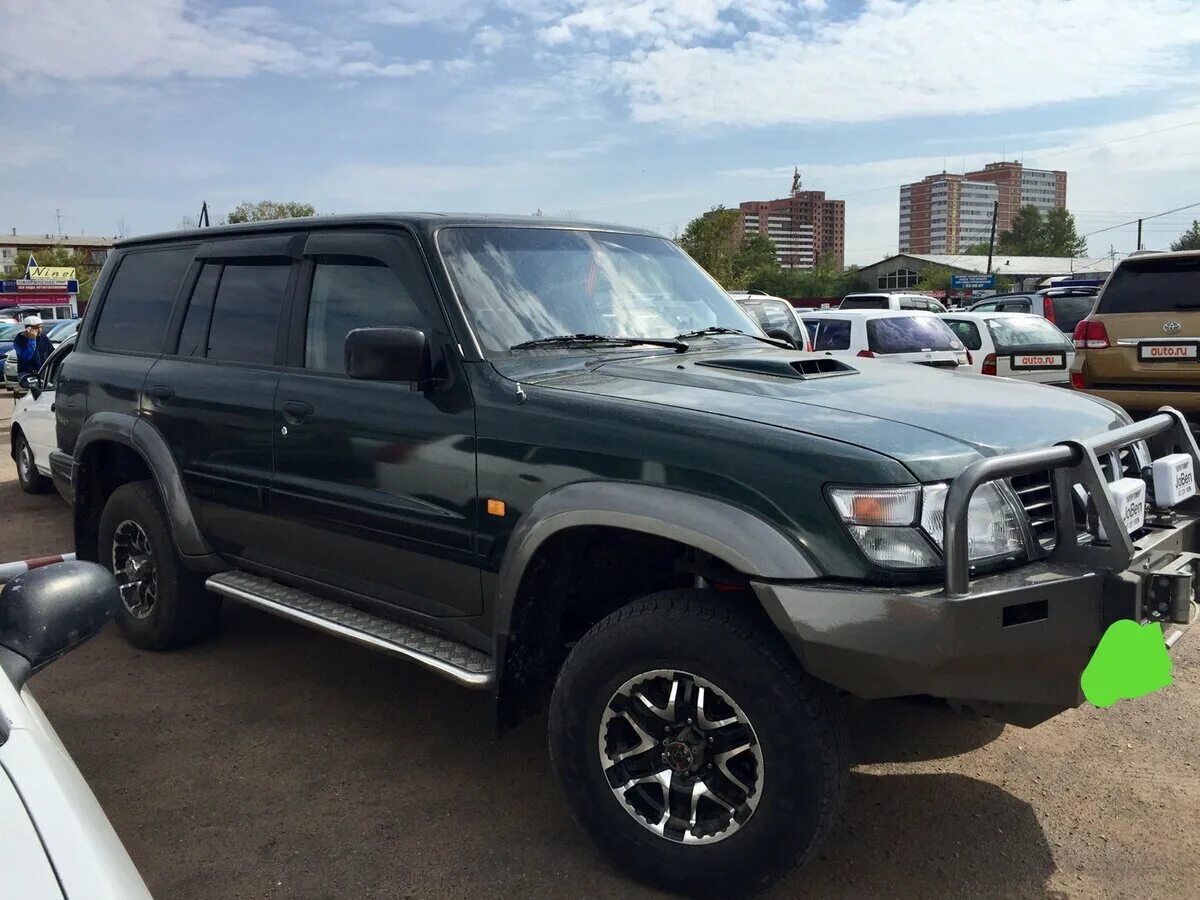 Купить ниссан патрол бу дизель. Ниссан Патрол 2000. Nissan Patrol 2000. Nissan Patrol v (y61), 2000. Ниссан патруль 2000.