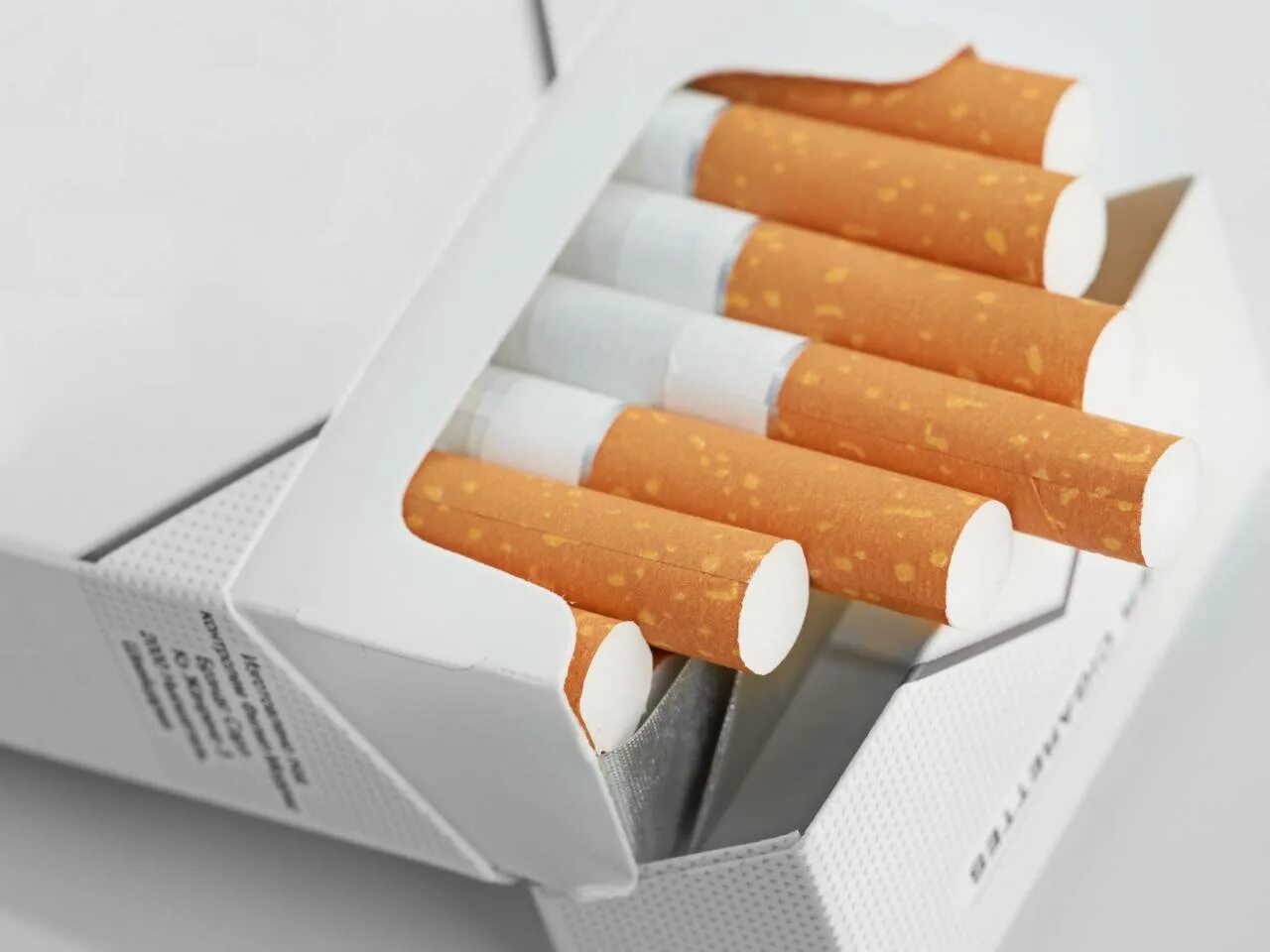 Альтернативная табачная продукция это. Сигареты. Пачка сигарет. Табачная продукция. Табачные изделия сигареты.