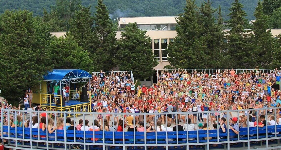 Лагерь шате в туапсе. Шахтинский текстильщик туапсе детский лагерь. Шахтинский текстильщик лагерь 2019. Лагерь шахтинский текстильщик краснодарский край. Лагерь шате сэл.