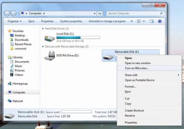 Можно ли установить игру на флешку. Как поставить пароль на флешку usb windows 7 ultra. как узнать флешку fat32 на моем ноутбуке.