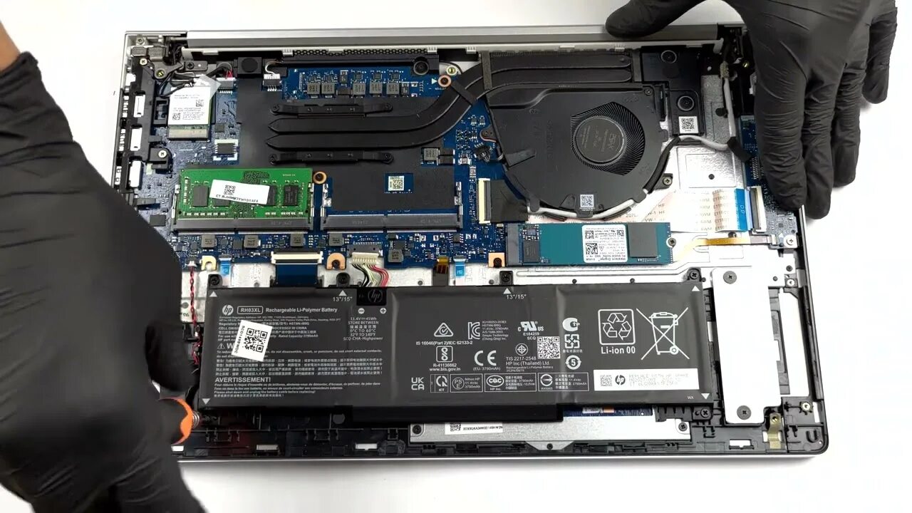 Как снять крышку hp probook לברך הקצאה תעביר ביקורת has probook 470 g2 m.2 ssd port הופך ל לפייס שבחים