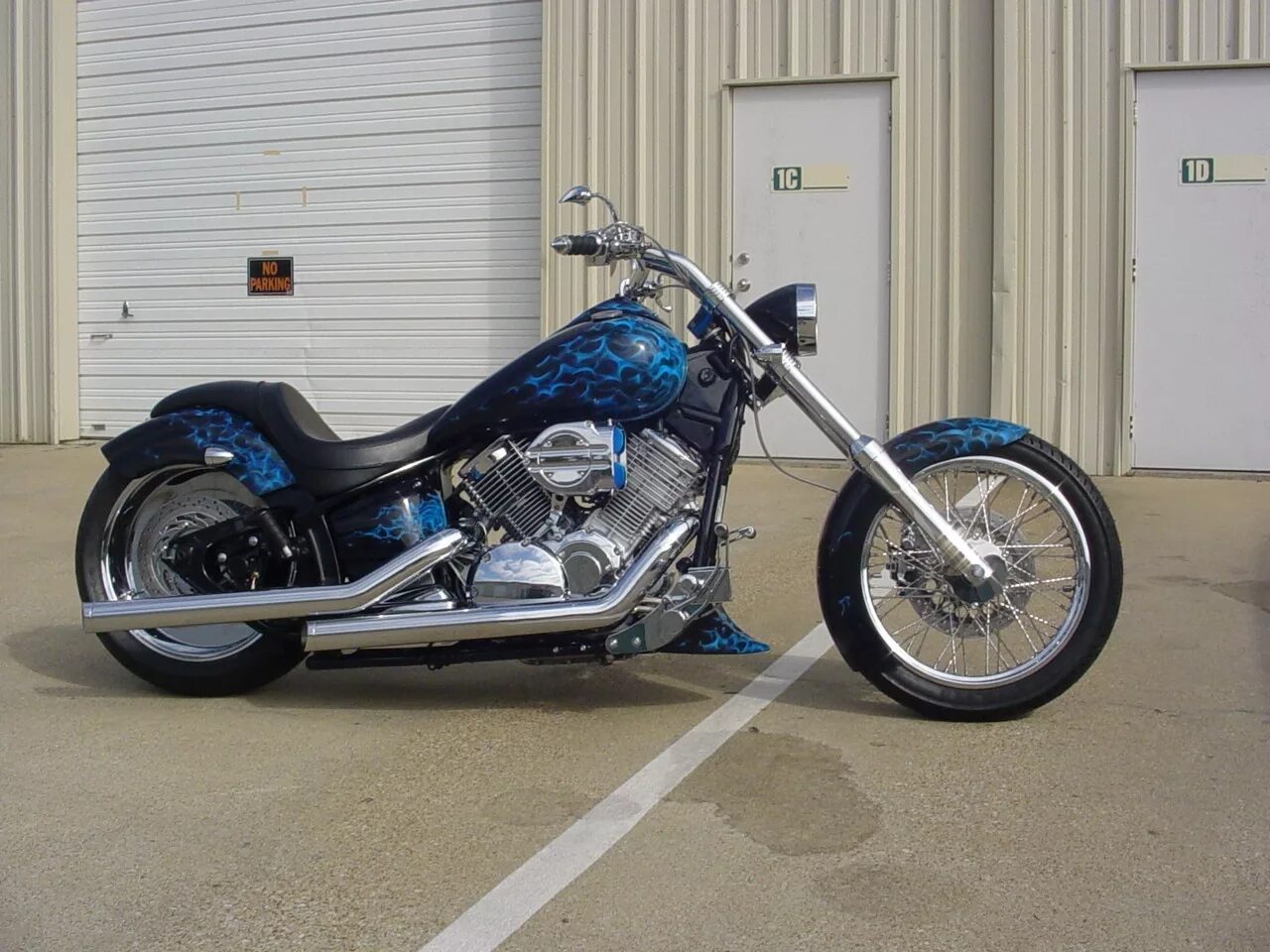 Custom tune. Yamaha Drag Star 1100 Custom. Yamaha v-Star 1100 Custom. Yamaha XVS 1100 Custom. Yamaha XVS 1100 Drag Star.