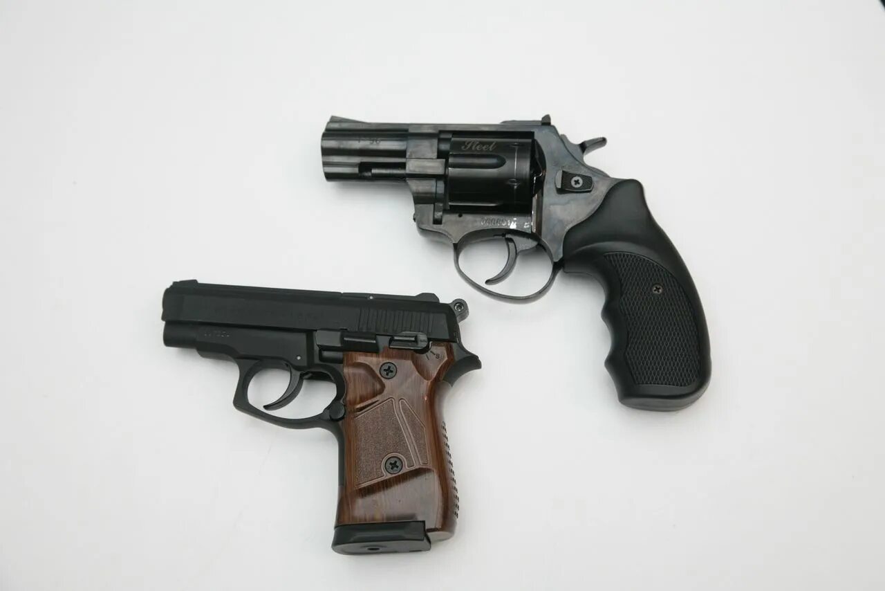 Травматический револьвер т-96. Травматический пистолет стример 2014. Есаул травматический пистолет. Служебный револьвер ткб. Травматическое оружие полимерная рамка.