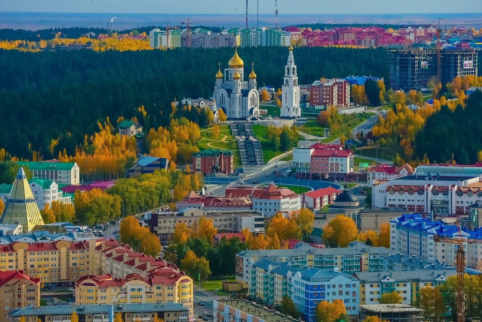 Ханты-Мансийск город. Город Югра Ханты-Мансийск. Ханты-Мансийск панорама. Ханты Мансийск столица Югры. Хантомансийск округ