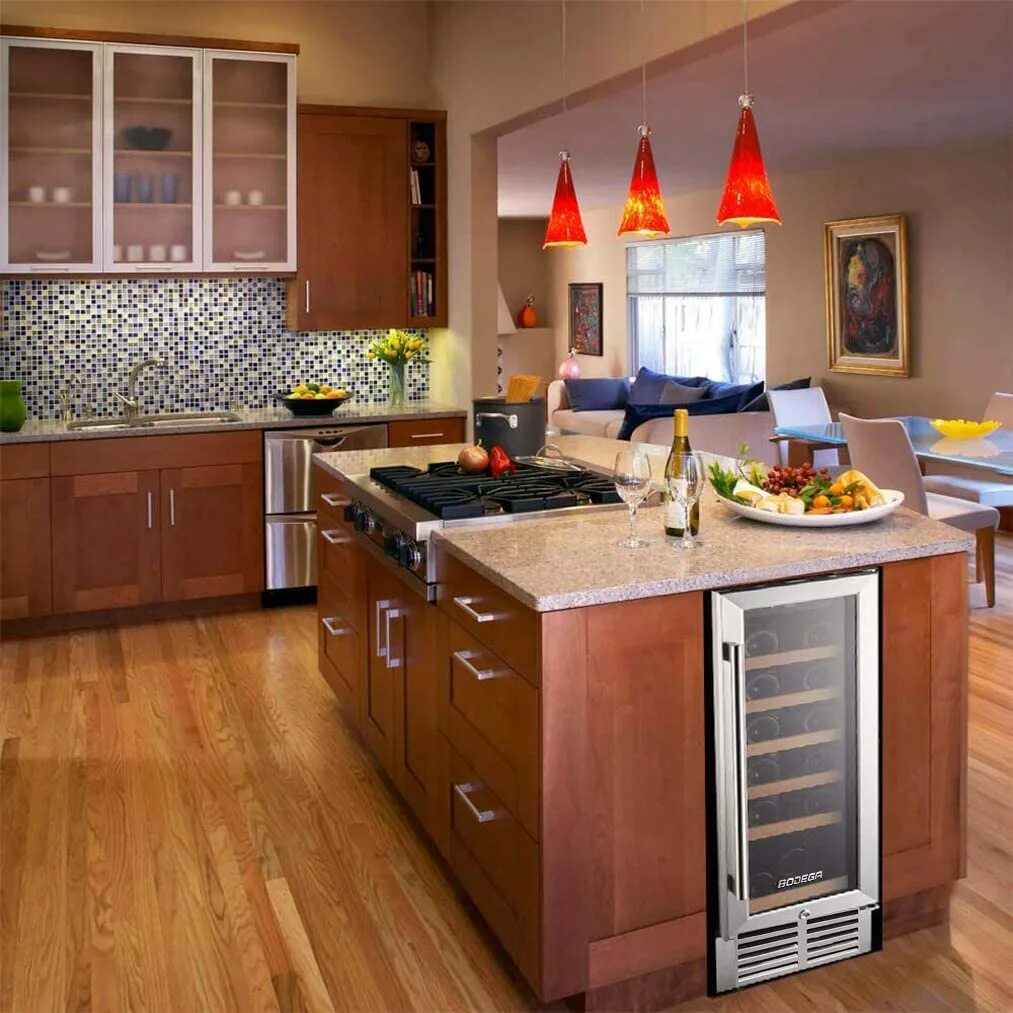 Кухонный гарнитур с большим окном. Кухня с окном посередине. Посередине фото. Кухонный остров с обеденным столом. Остров на кухне.