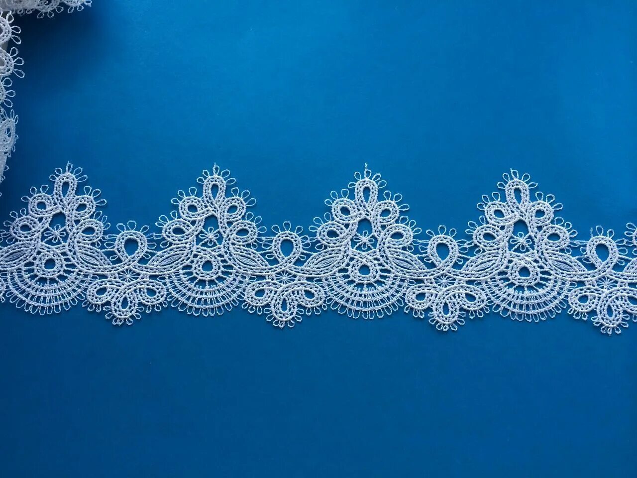 Сайт кружева. Вологодское кружево мадам круже. Плетение вологодское кружево. Вологодское кружевоплетение вологодское кружево. Сайт кружева.