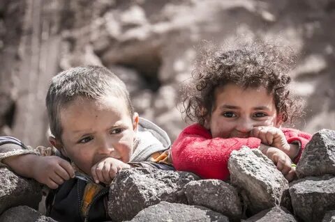 Des enfants dans les